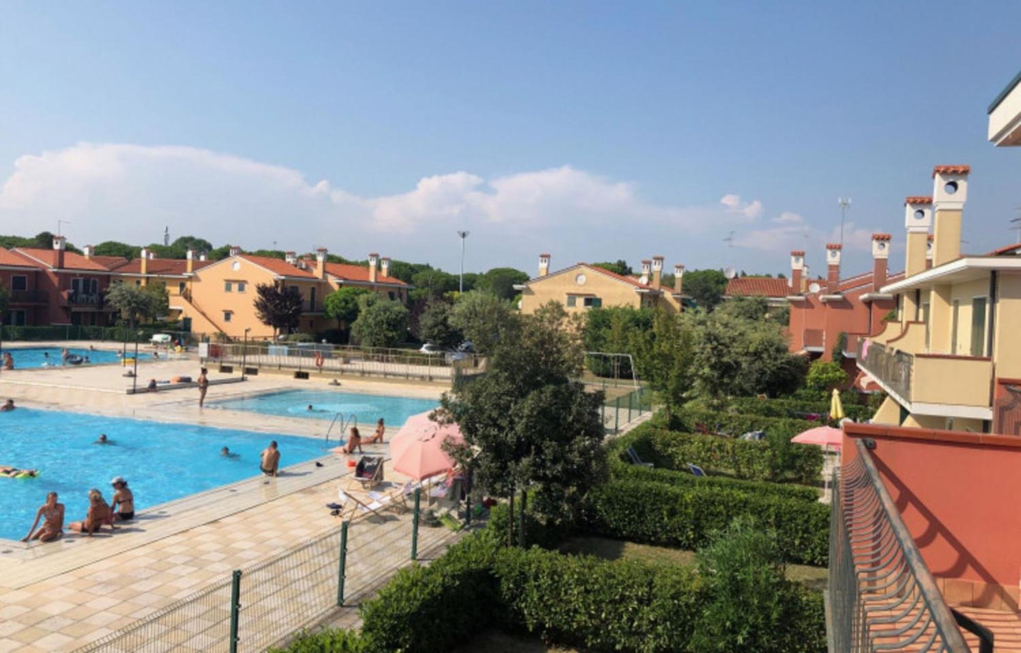 Renovated By The Sea With Private Garden Villa Bibione